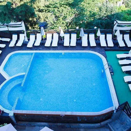 Kleptuza Hotel 4*