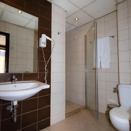 Kleptuza 4*