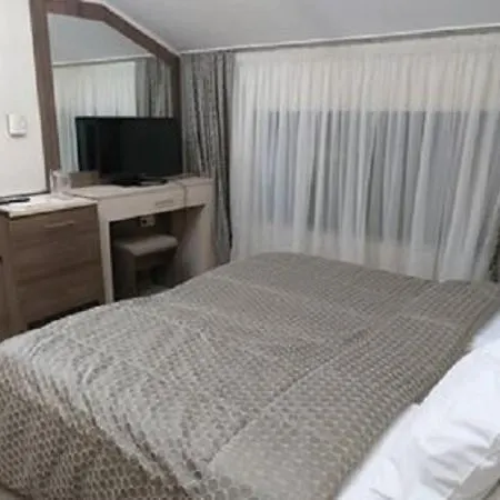 克勒普图扎温泉酒店