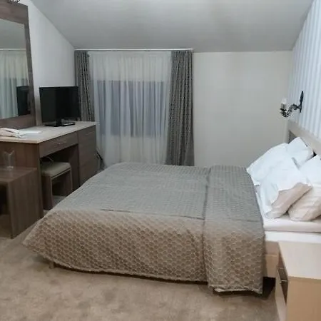 克勒普图扎温泉酒店 酒店 4*